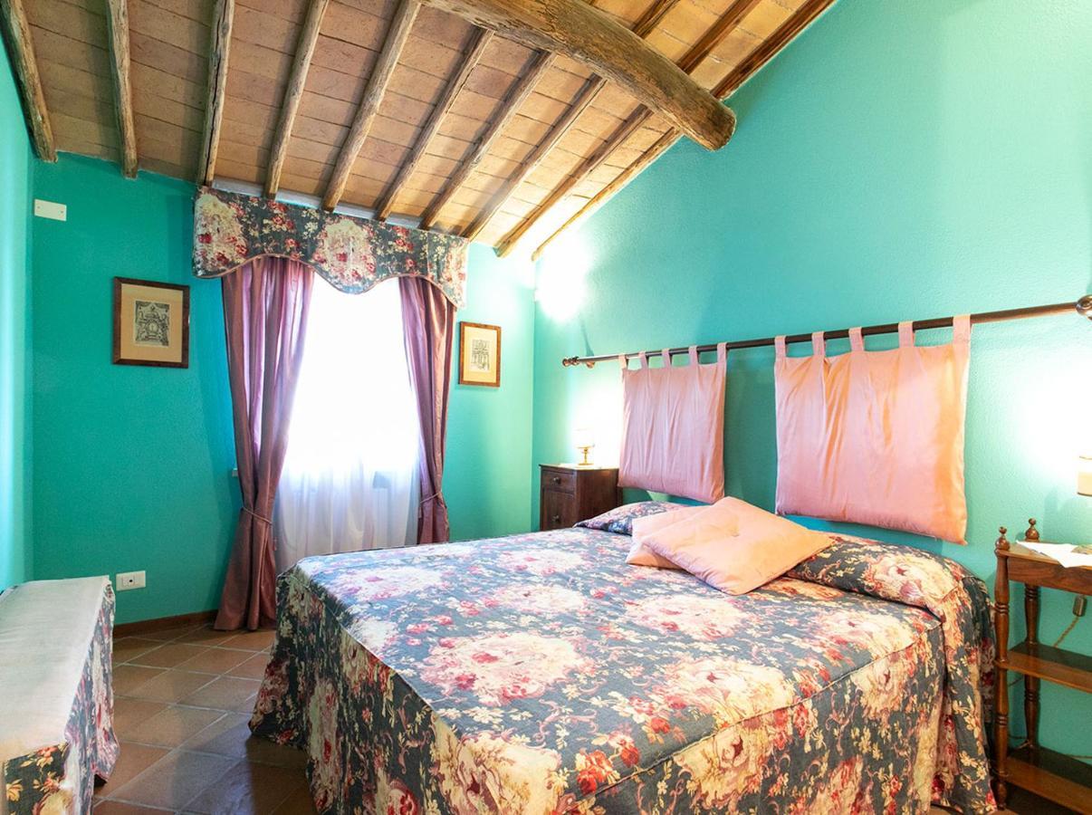 Santa Chiara Apartment *