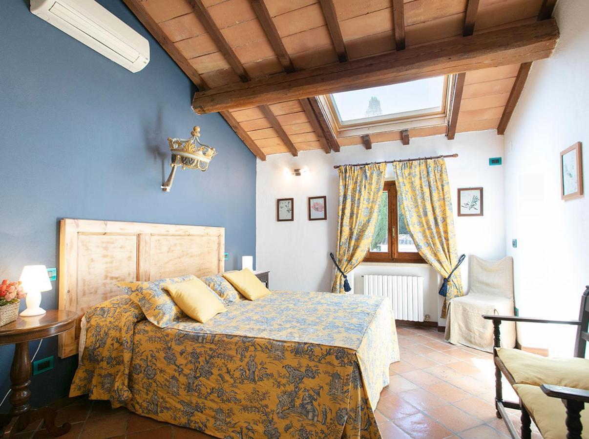 Santa Chiara Apartment